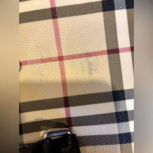 Burberry Nova Check Black Cream Shoulder Bag Authentic - Picture 15 of 16
